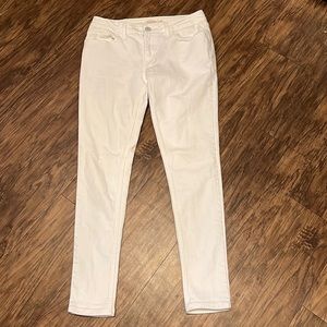 Levi’s White Denim